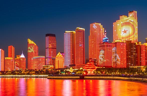 以下幾個標題供您參考：
1. 城市亮化工程 打造絕美夜空
2. 聚焦城市亮化工程 點亮美麗夜空
3. 城市亮化工程 助力夜空煥美麗